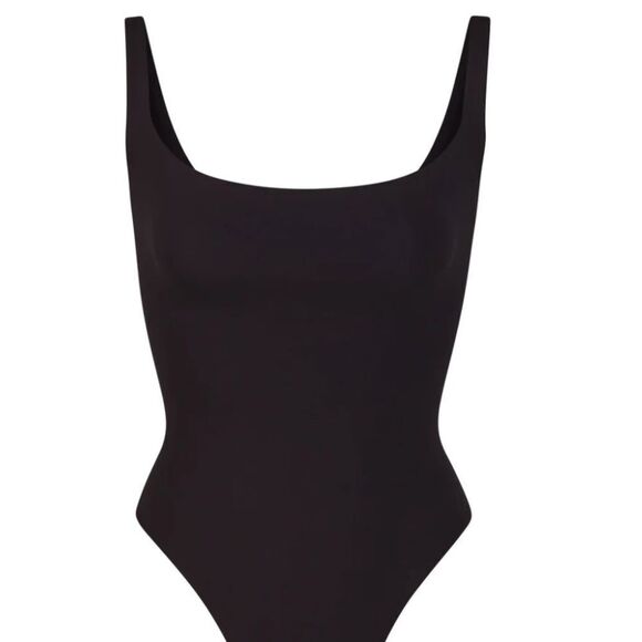 NWT Skims Fit everybody square neck bodysuit Onyx Medium BS-SCN-0294 - Picture 2 of 9